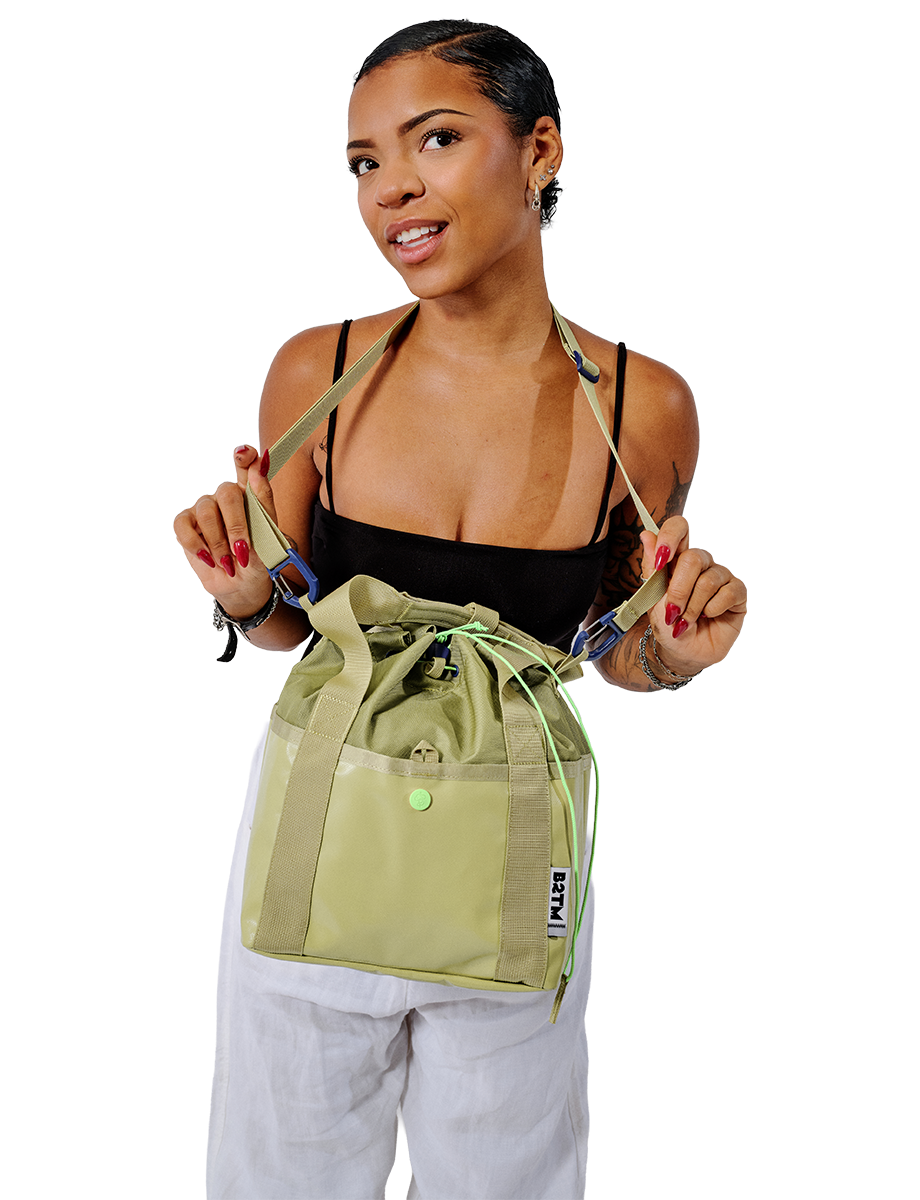 新品　15th Anniversary BENI “NEW MOON” Amazon.com | Mizuno NEO Zen Unisex HANABI Running Shoe